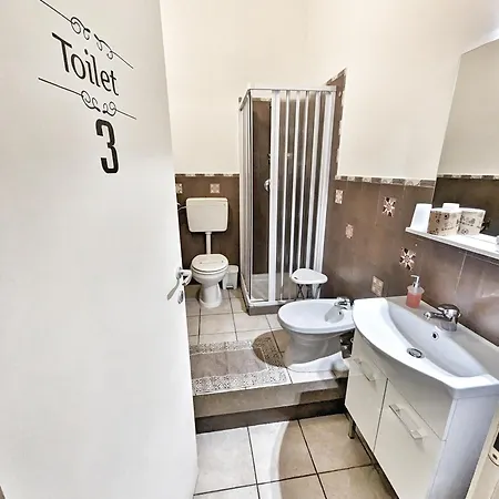 Alojamento de Acomodação e Pequeno-almoço Villareale 35 4*